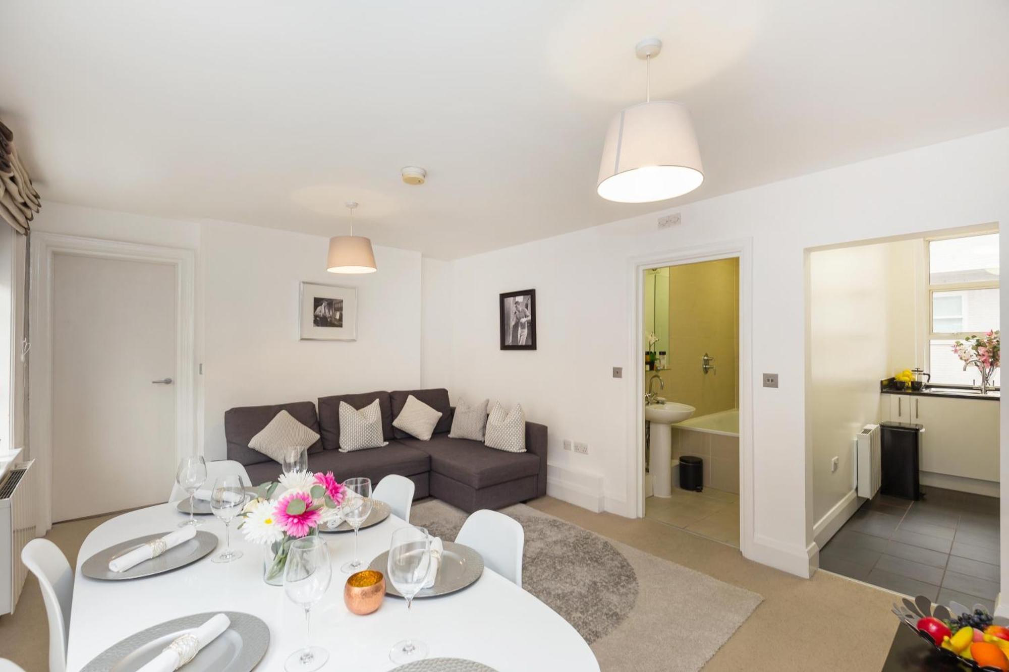 Picton 2Br Apartment - Prime Location & Comfort ロンドン エクステリア 写真